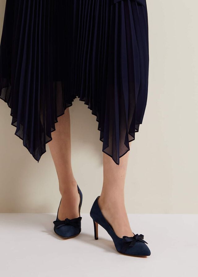 Navy Phase Eight Suede Bow Front Court Heels | 4961RSYFH