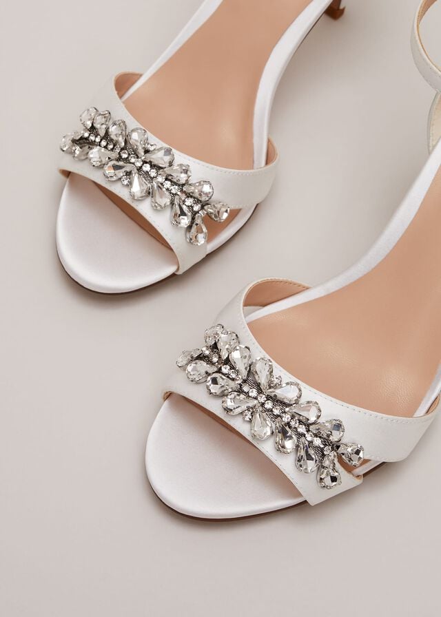 White Phase Eight Embellished Flats | 2319DBCJG