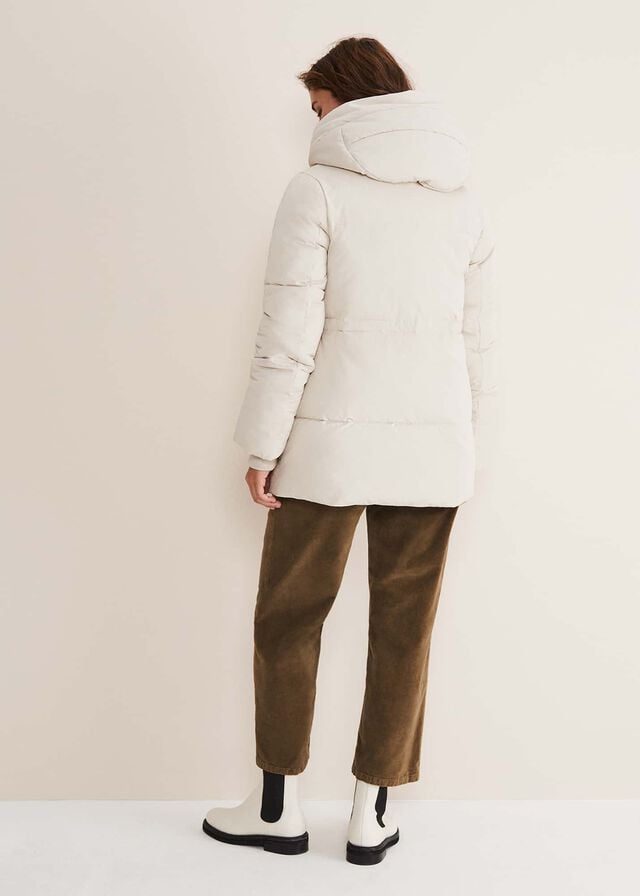 White Phase Eight Isla Toggle Puffer Coats | 3497WRCIG